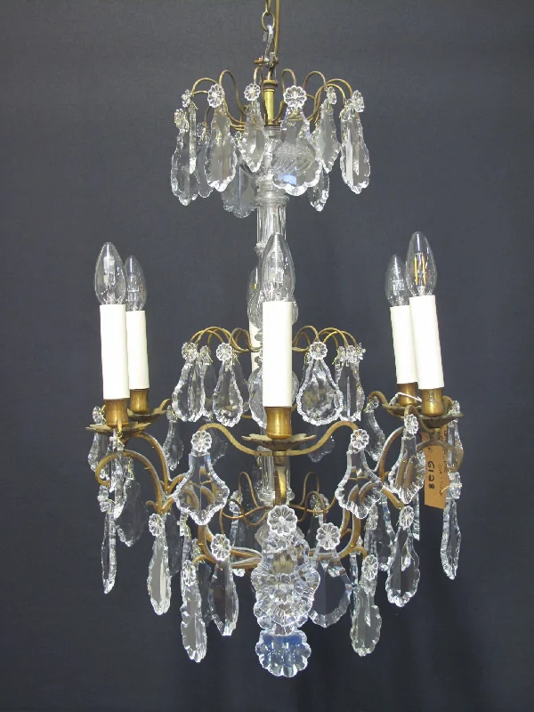 Chandeliers with Clear Crystal for a Sparkling EffectChandeliers with Clear Crystal for a Sparkling Effect6-Arm French Brass Chandelier, CA. 1920 Chandeliers with Clear Crystal for a Sparkling EffectChandeliers with Clear Crystal for a Sparkling Effect6-Arm French Brass Chandelier, CA. 1920